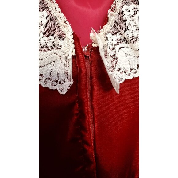 Vintage Red Velvet Long Sleeve Dress Lace Collar Gathered Waist Full Skirt Sz 8 - Picture 7 of 11